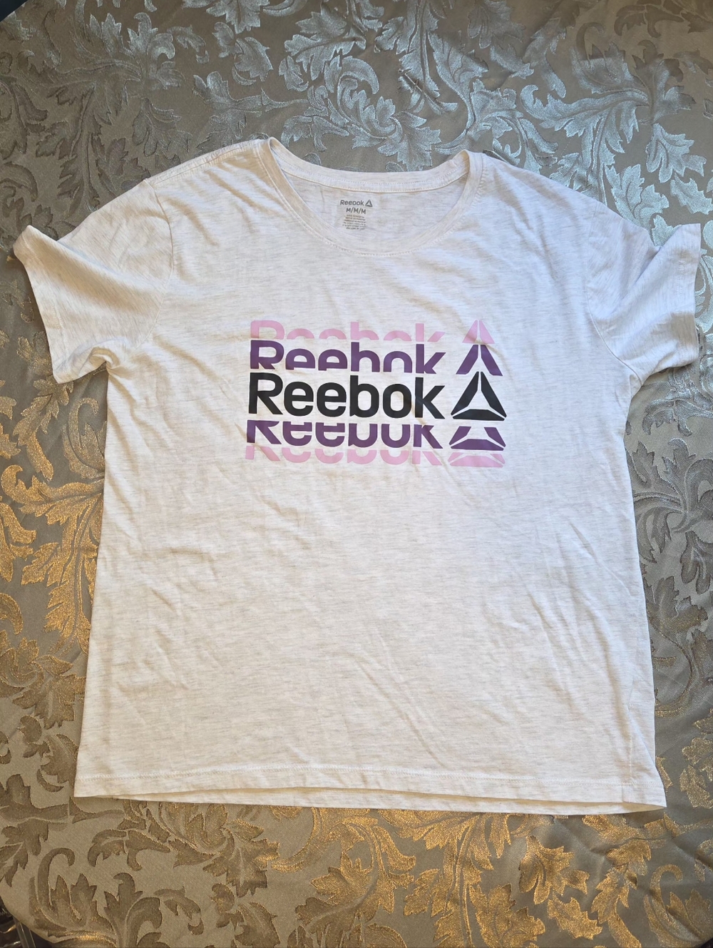 Reebok Branded T-shirt Womens Medium